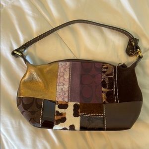 VINTAGE COACH SHOULDER BAG